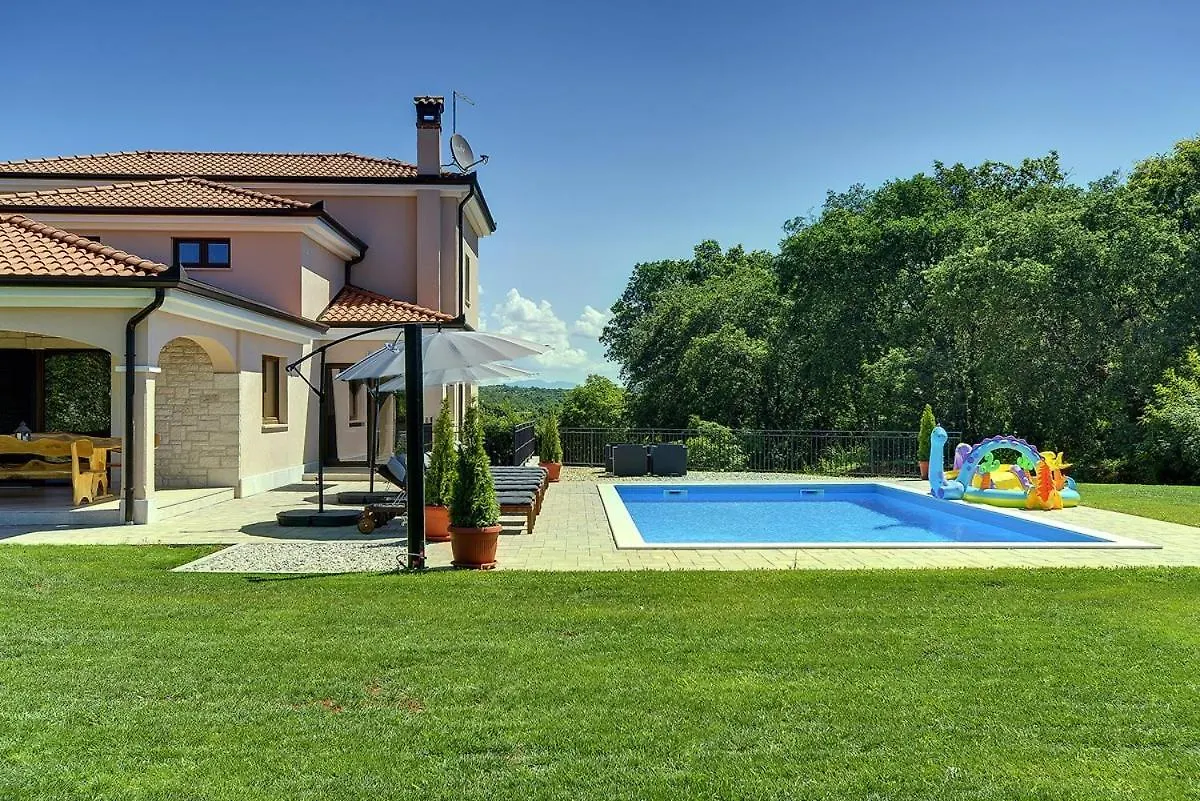 Villa Casa Ivano 罗维尼